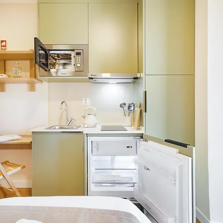 Metropolitan Living - Campolide Lisbona