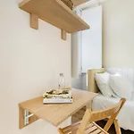 Metropolitan Living - Campolide 아파트 *