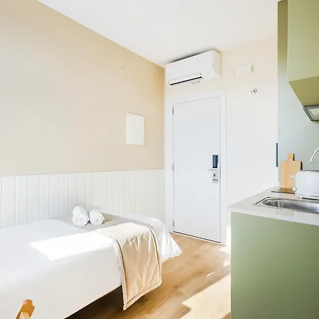 Metropolitan Living - Campolide Apartmán *