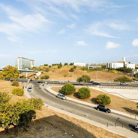 Metropolitan Living - Campolide Apartament Lizbona