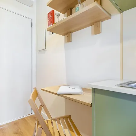Metropolitan Living - Campolide Apartmán *